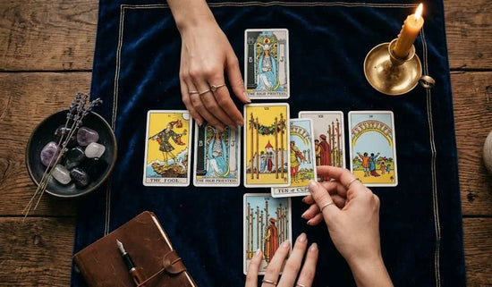 Tarot 8 Preguntas Personalizadas para Conocer tu Futuro | Online Tarot | Astraeon